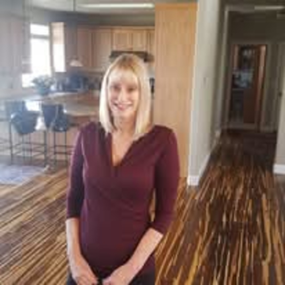 Meet your Posher, Kim